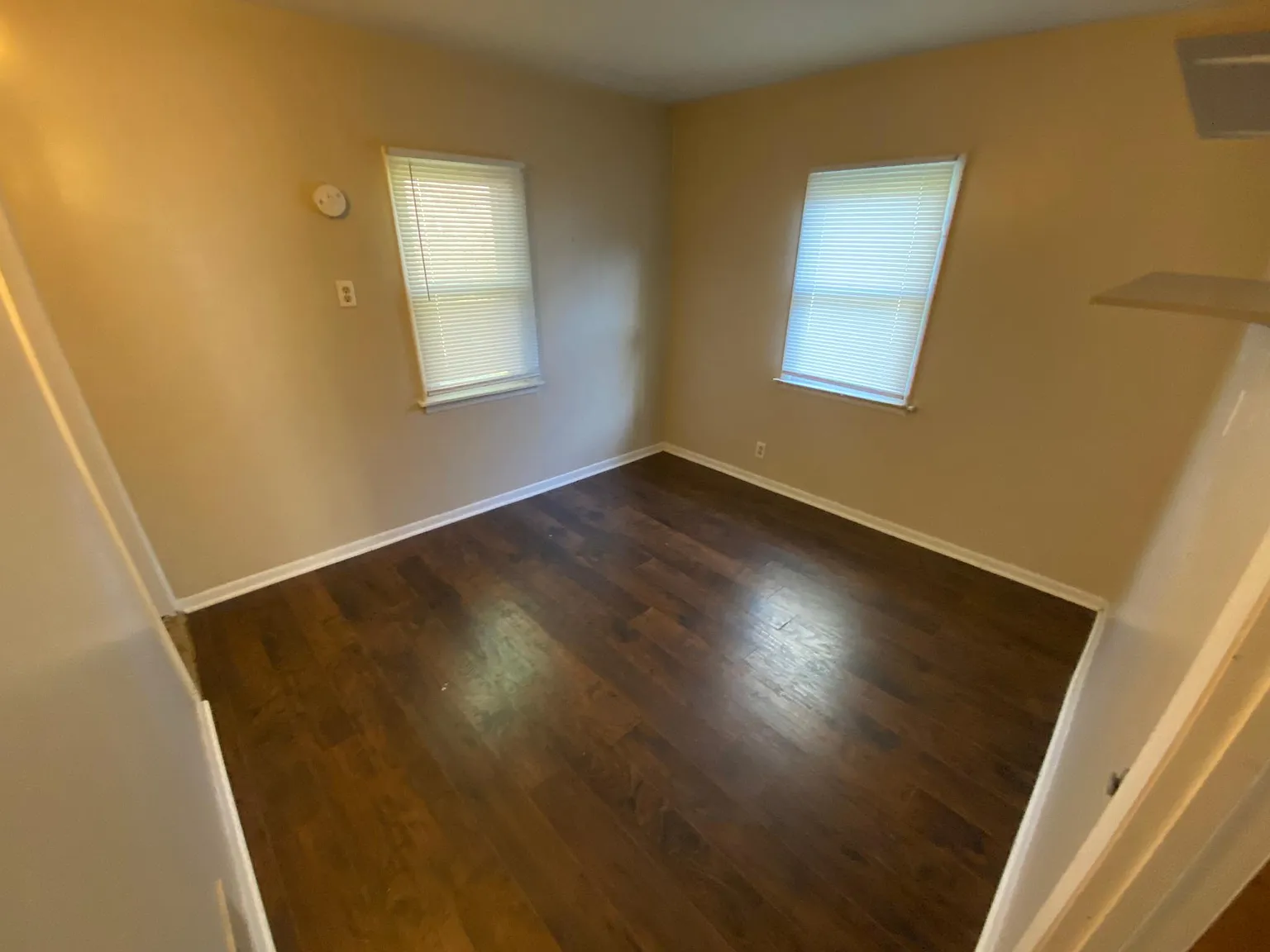 2 bed, 768 sqft, $1,100 — Photo 4