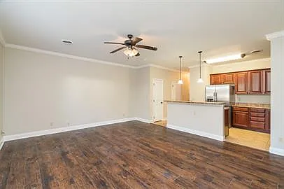 4814 Fountain View Way — Photo 5