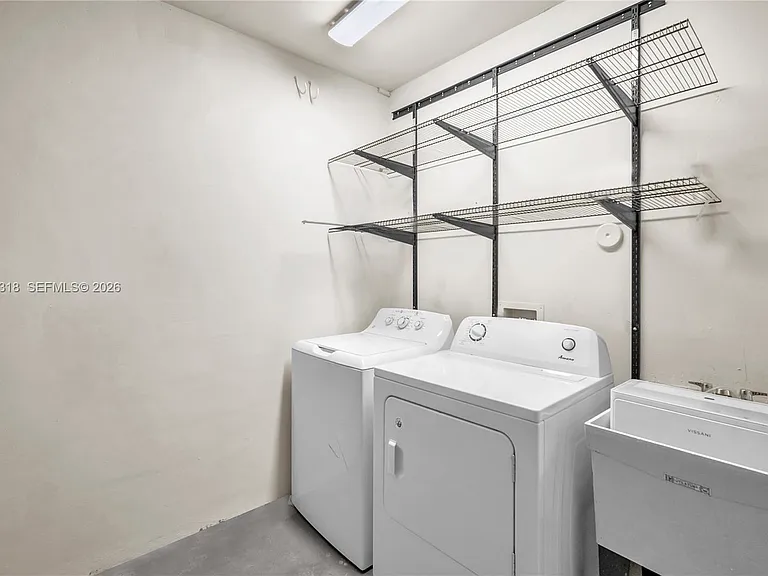 3405 Emerald Oaks Dr #0 — Photo 17