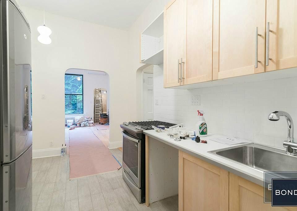 1st image of 85 E 7th St APT 5