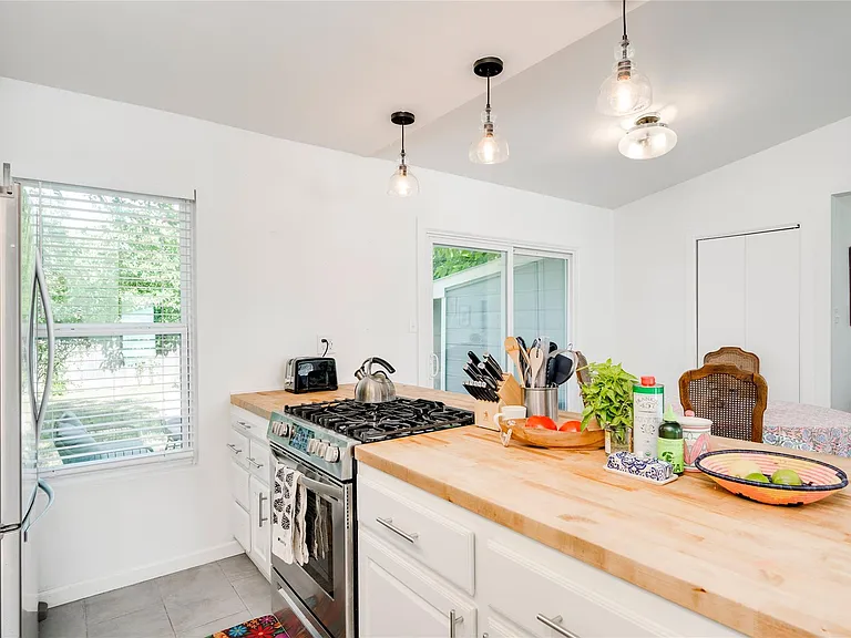 5300 Halmark Dr — Photo 15
