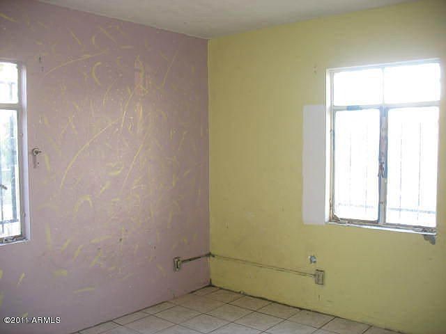 2nd image of 3110 W McKinley St