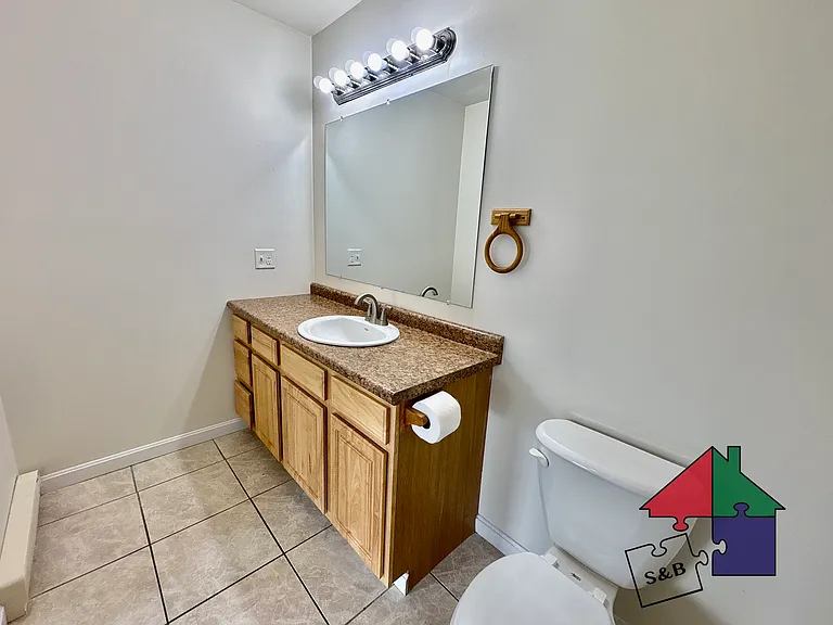 55 Southerberry Dr #105 — Photo 23