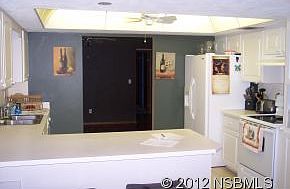 5th image of 242 Lagoon Ave