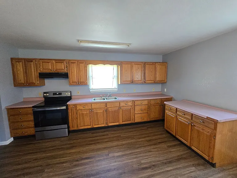 530 Jamestown Loop — Photo 4