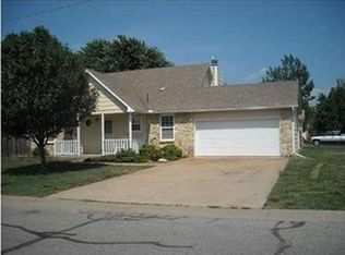 520 S Chanelle St, Douglass, KS 67039