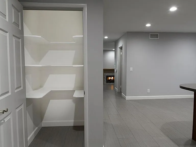 Pantry-Dining Room