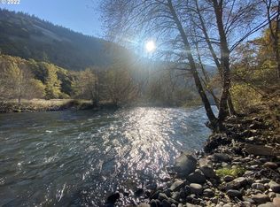 19 Skookum Flat Rd, Lyle, WA 98635