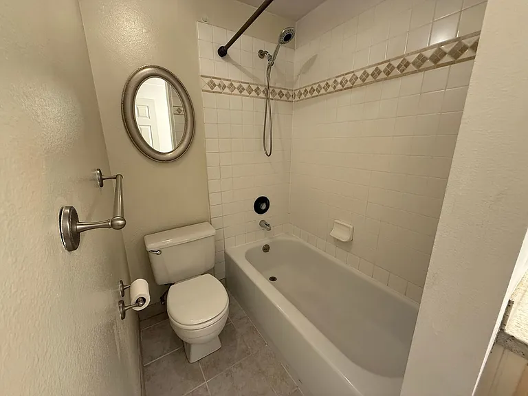 11112 NE 124th Ln #D114 — Photo 23