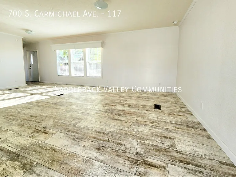 700 S Carmichael Ave #117 — Photo 3