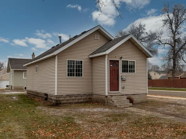 800 10th Ave NW, Austin, MN 55912