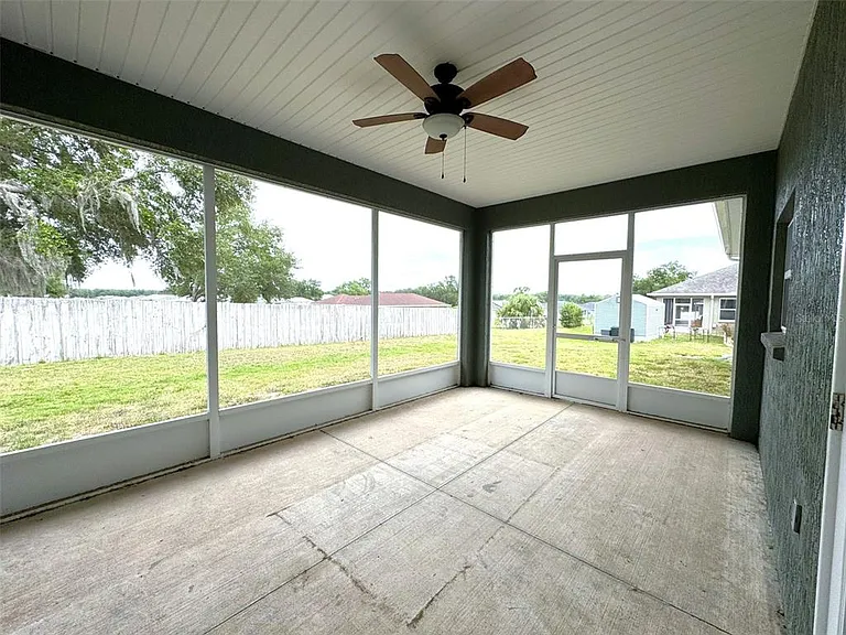 167 N Independence Hwy — Photo 21