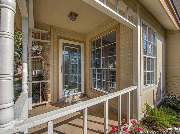 3rd image of 7310 Lansbury Dr