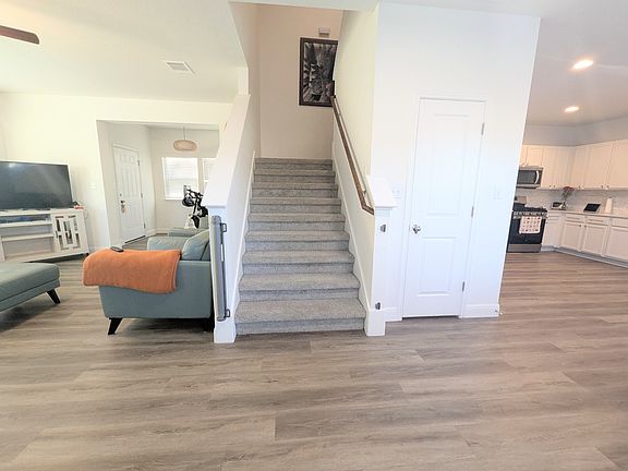 3rd image of 219 Timber Brook Dr