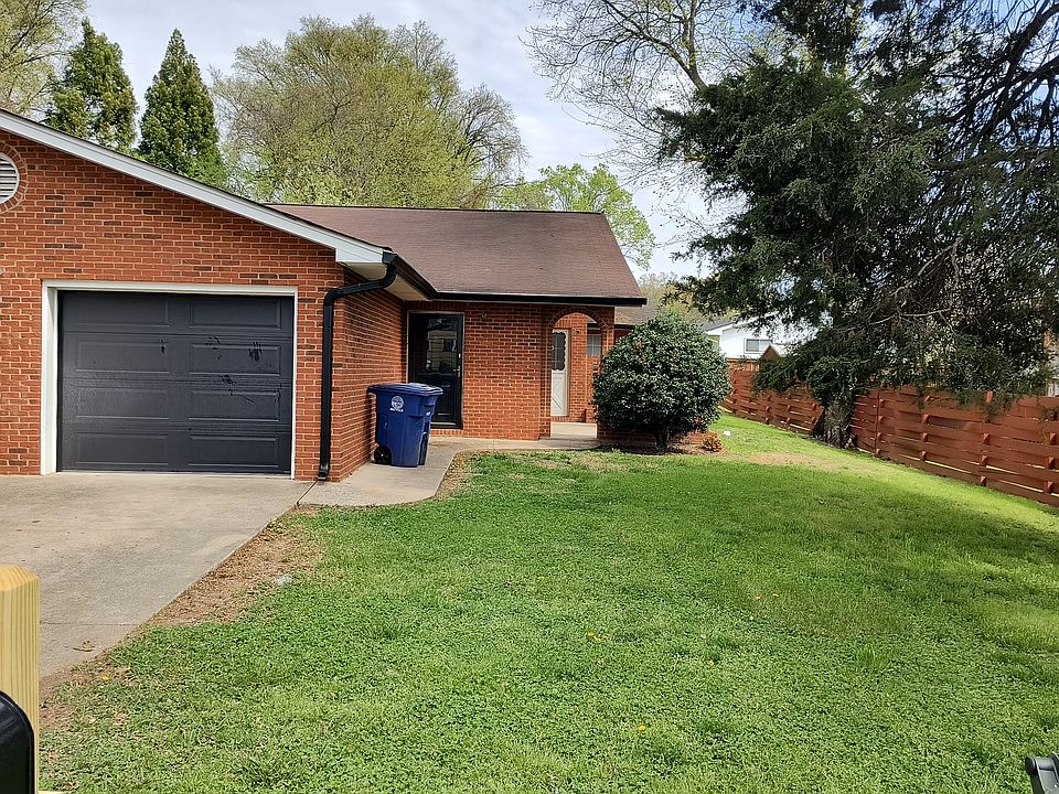 1st image of 1605 Albert Ln #B