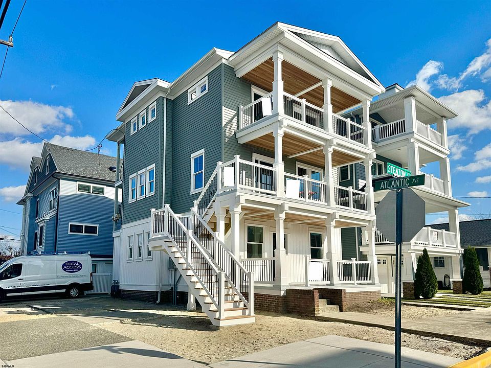 1st image of 801 Stenton Pl #1
