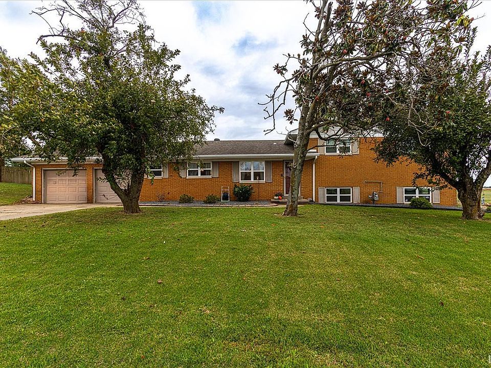 1st image of 2399 Libbert Rd