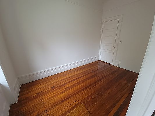 4th image of 424 W 154th St APT 4