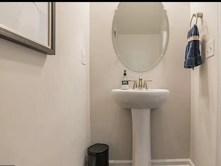 166 Sickler Ct — Photo 2