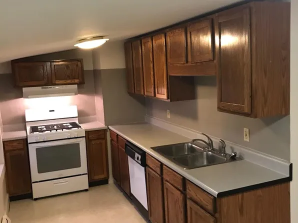 87 Mawney St #3, East Greenwich, RI 02818