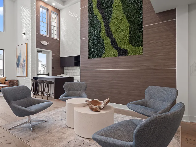 Legacy Rochester Hills Apartments — Photo 34