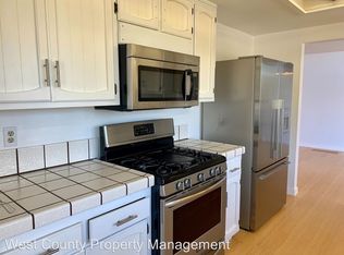 10876 Cherry Ridge Rd, Sebastopol, CA 95472