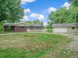 4636 Burkshire Ln, Waterloo, IL 62298