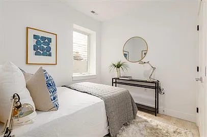 1415 Oak St NW #T2 — Photo 16