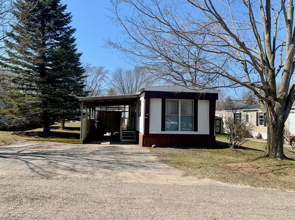 2819 N Sandy Dr #558, Ludington, MI 49431