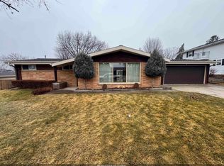 2414 Lina Ln, Green Bay, WI 54304