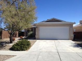 1012 Peacock Dr SW, Albuquerque, NM 87121