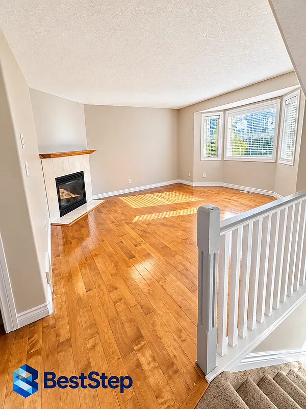 4 bed, 2.5 bath, 1242 sqft, $1,950 — Photo 2