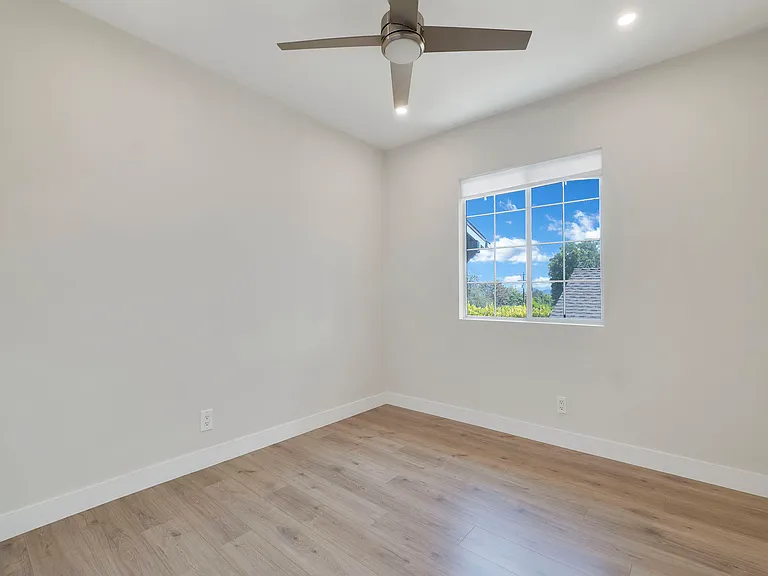 2254 Cross St — Photo 21