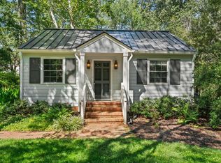 35 Rogerson Dr, Chapel Hill, NC 27517
