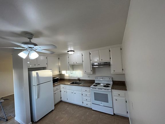 3rd image of 4397 Blackford Ave APT 2