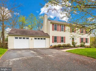 19501 Ridge Heights Dr, Gaithersburg, MD 20879