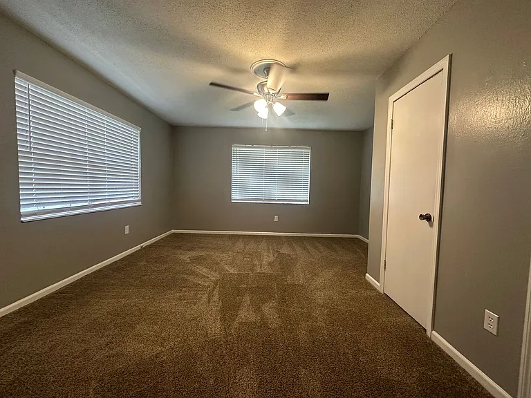 1950 Midyette Ct #1B — Photo 6