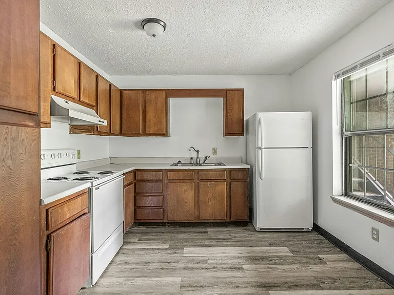 405 River Rd #A3 — Photo 3