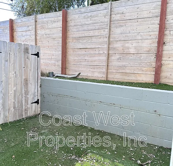 120 Phoebe St #2 — Photo 20