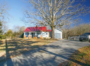 3940 Douglas Dam Rd, Kodak, TN 37764