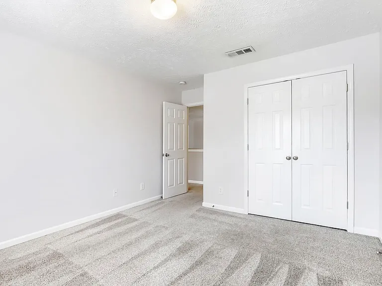 1235 Bainbridge Dr — Photo 13