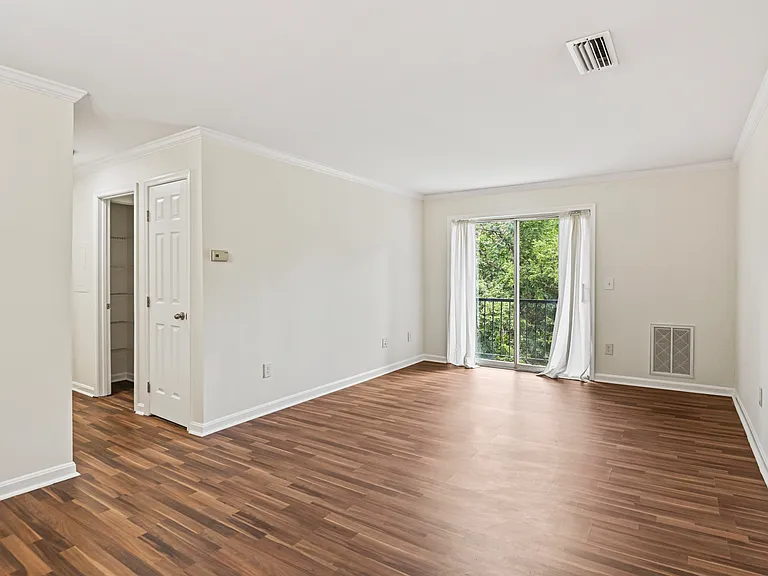 14905 Rydell Rd #202 — Photo 7