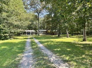 689 Newt Vanattia Rd, Hillsboro, TN 37342