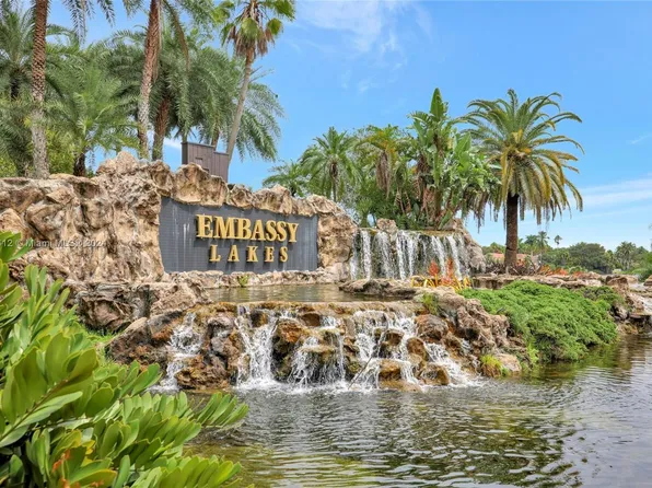 10452 Santiago St, Cooper City, FL 33026