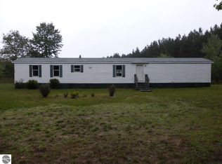 6154 Wolf Rd, Thompsonville, MI 49683