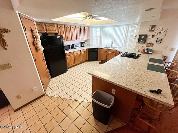 4th image of 180 Mulberry Ave