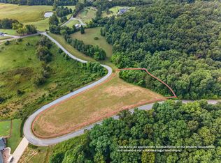 18 Woodland Creek Rd, Dandridge, TN 37725
