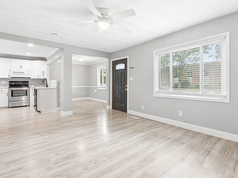 3406 Tidewater Dr — Photo 7