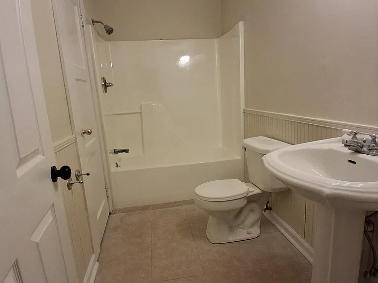 207 Garfield Ave — Photo 6