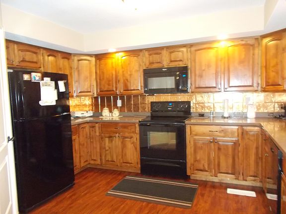 4th image of 130 Sally Ln